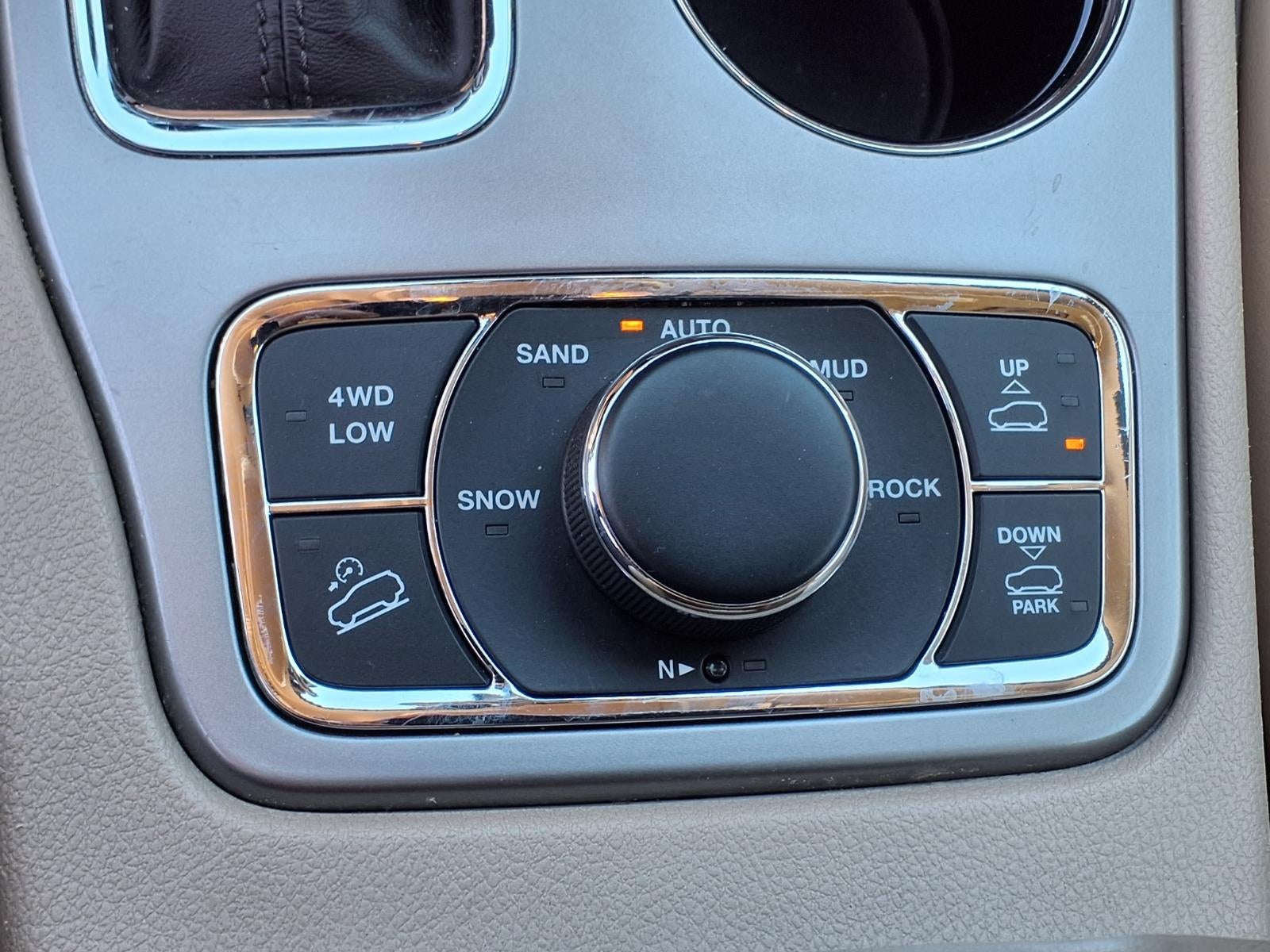 2020 Jeep Grand Cherokee Overland