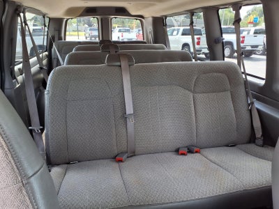 2025 Chevrolet Express Passenger 1LT