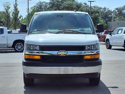 2025 Chevrolet Express Passenger 1LT