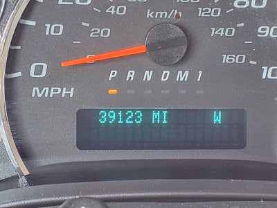 2025 Chevrolet Express Passenger 1LT