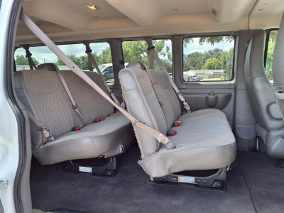 2025 Chevrolet Express Passenger 1LT