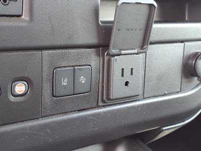 2025 Chevrolet Express Passenger 1LT