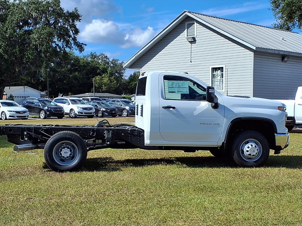 2026 Chevrolet Silverado 3500 HD Chassis Cab Work Truck
