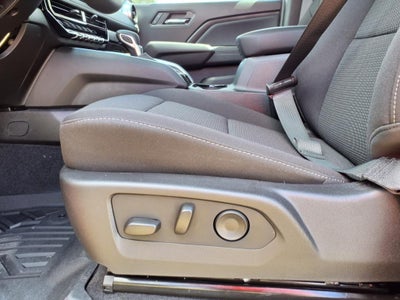 2025 Chevrolet Colorado WT/LT