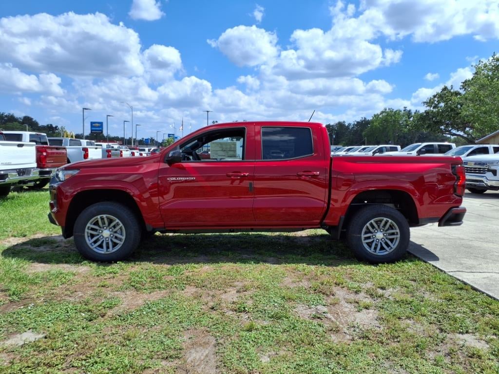 2025 Chevrolet Colorado WT/LT