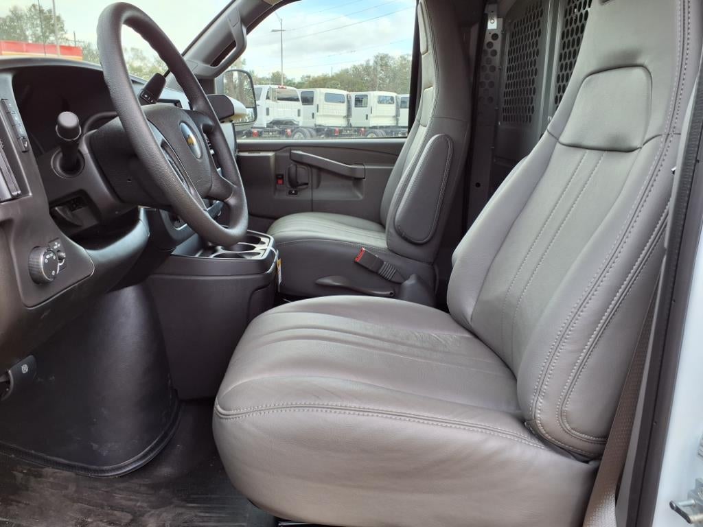 2024 Chevrolet Express Cargo 2500 WT