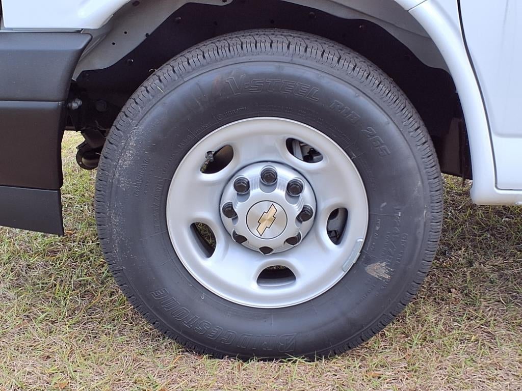 2024 Chevrolet Express Cargo 2500 WT