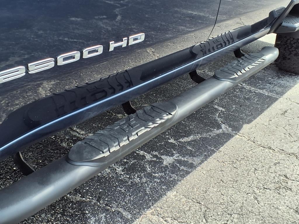 2023 GMC Sierra 2500 HD Pro