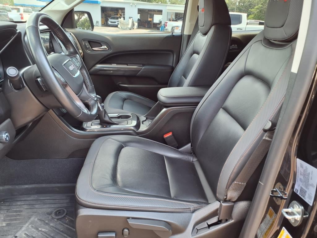 2022 GMC Canyon AT4 - Leather