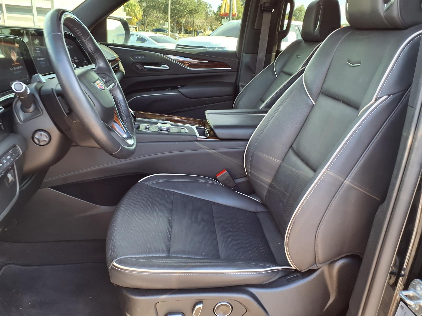 2023 Cadillac Escalade ESV Premium Luxury