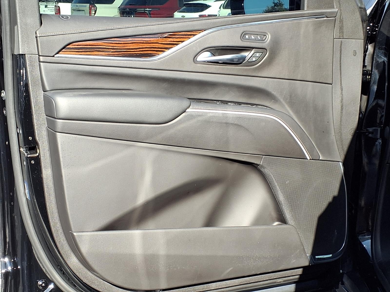 2023 Cadillac Escalade ESV Premium Luxury