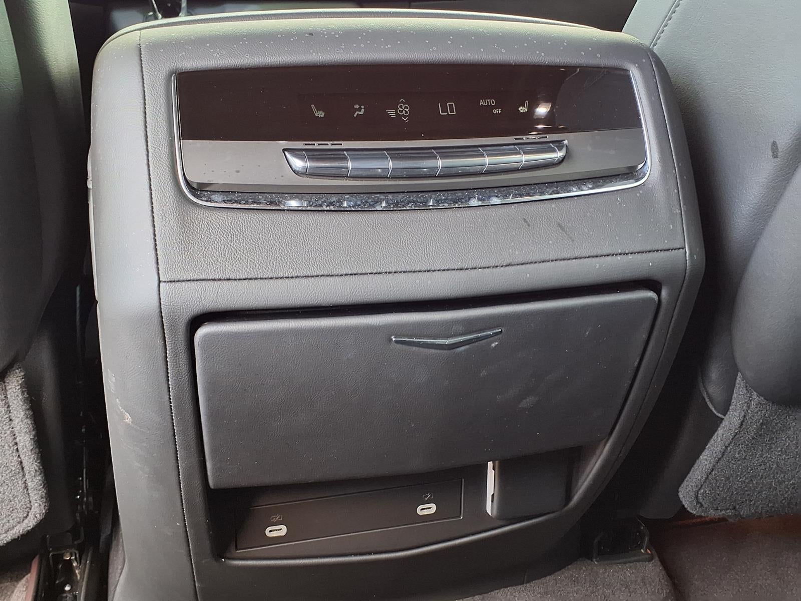 2023 Cadillac Escalade ESV Premium Luxury