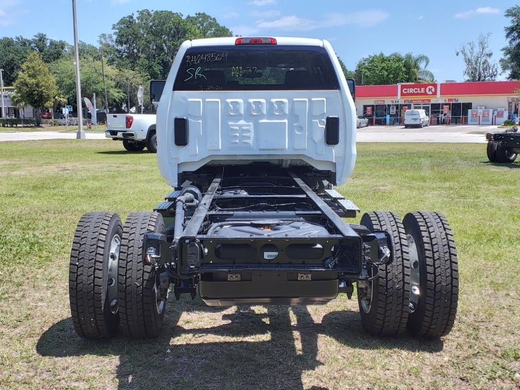 2024 Chevrolet Silverado 5500 HD Work Truck