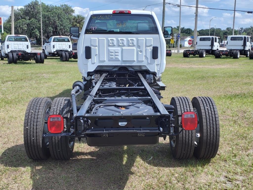 2024 Chevrolet Silverado 5500 HD Work Truck