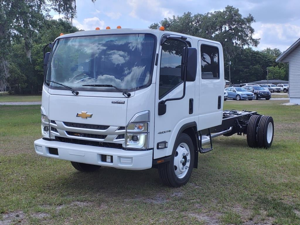 2024 Chevrolet Low Cab Forward 4500 Base