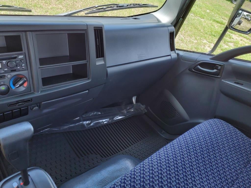 2025 Chevrolet Low Cab Forward 4500 Base