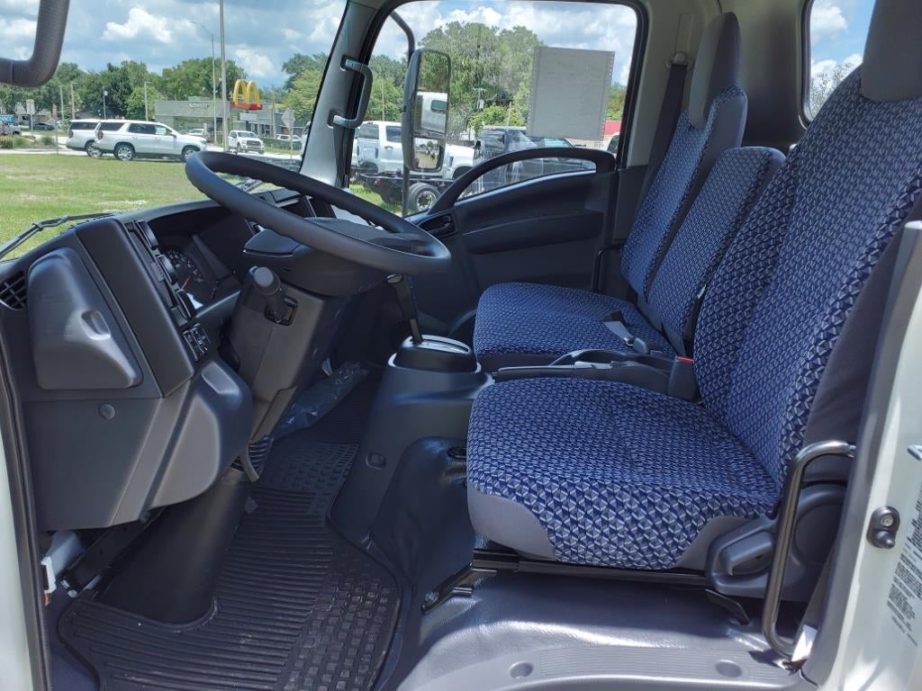 2025 Chevrolet Low Cab Forward 4500 Base