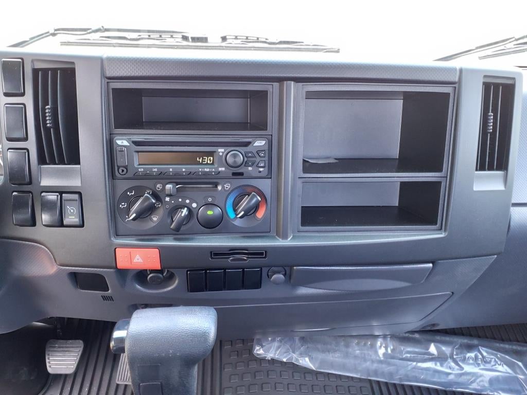 2025 Chevrolet Low Cab Forward 4500 Base