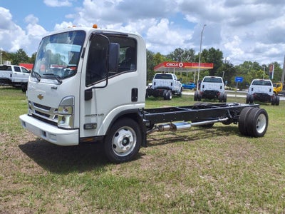 2025 Chevrolet Low Cab Forward 4500 Base