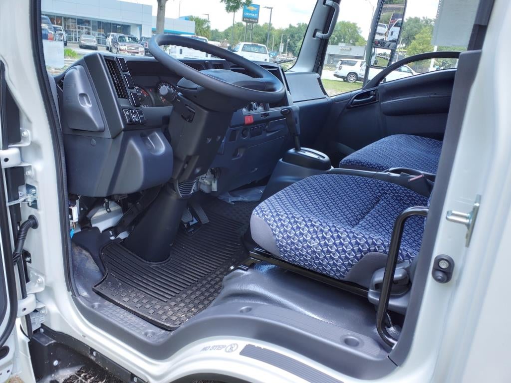 2025 Chevrolet Low Cab Forward 4500 Base