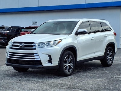 2019 Toyota Highlander LE