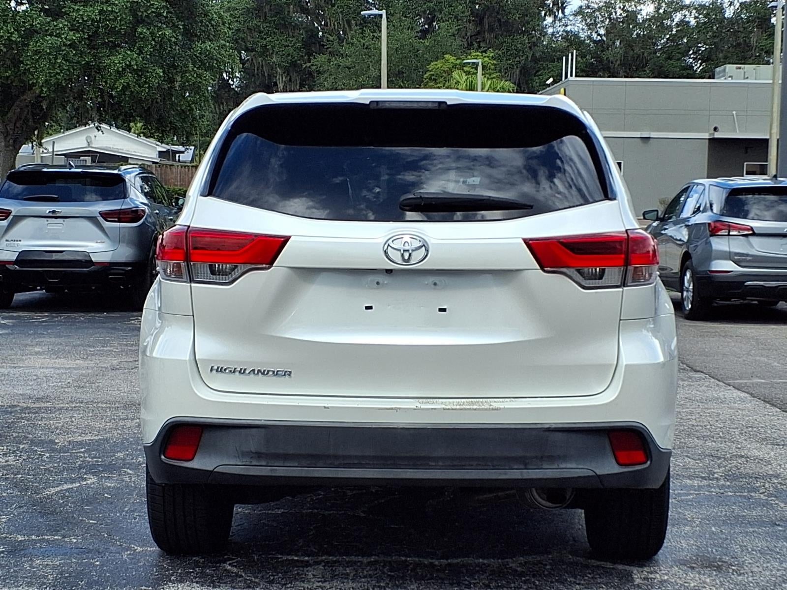 2019 Toyota Highlander LE