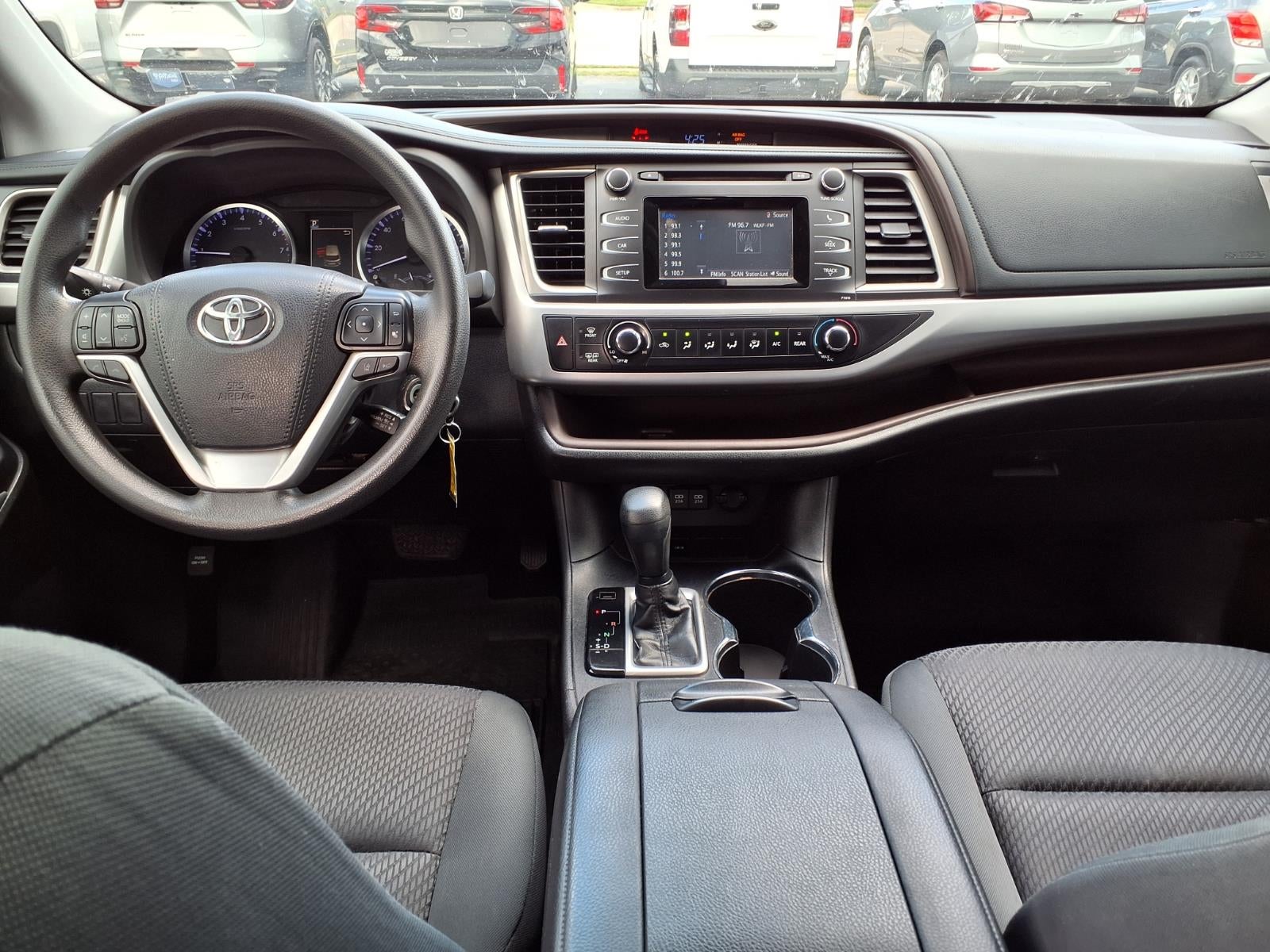2019 Toyota Highlander LE