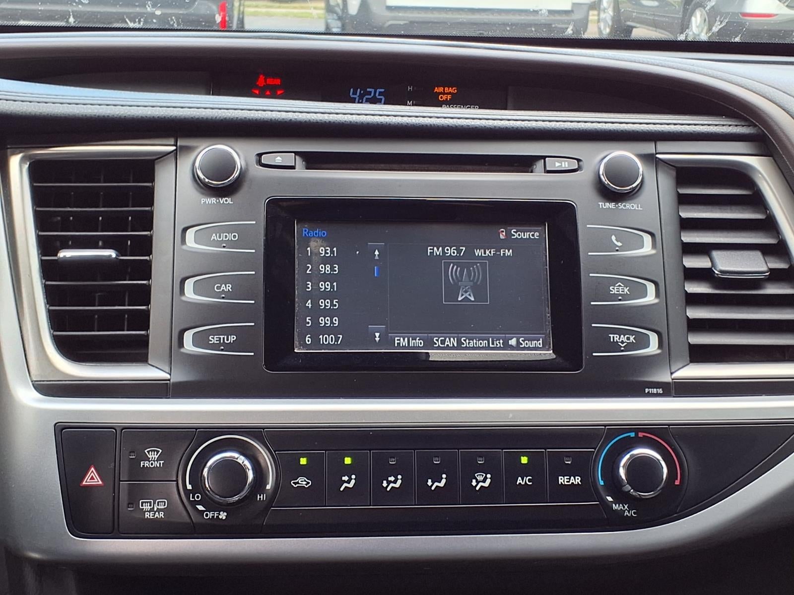 2019 Toyota Highlander LE