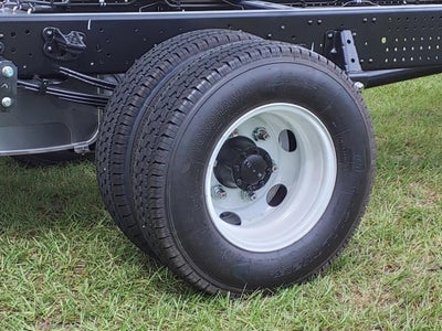 2025 Chevrolet Low Cab Forward 4500 HD Base