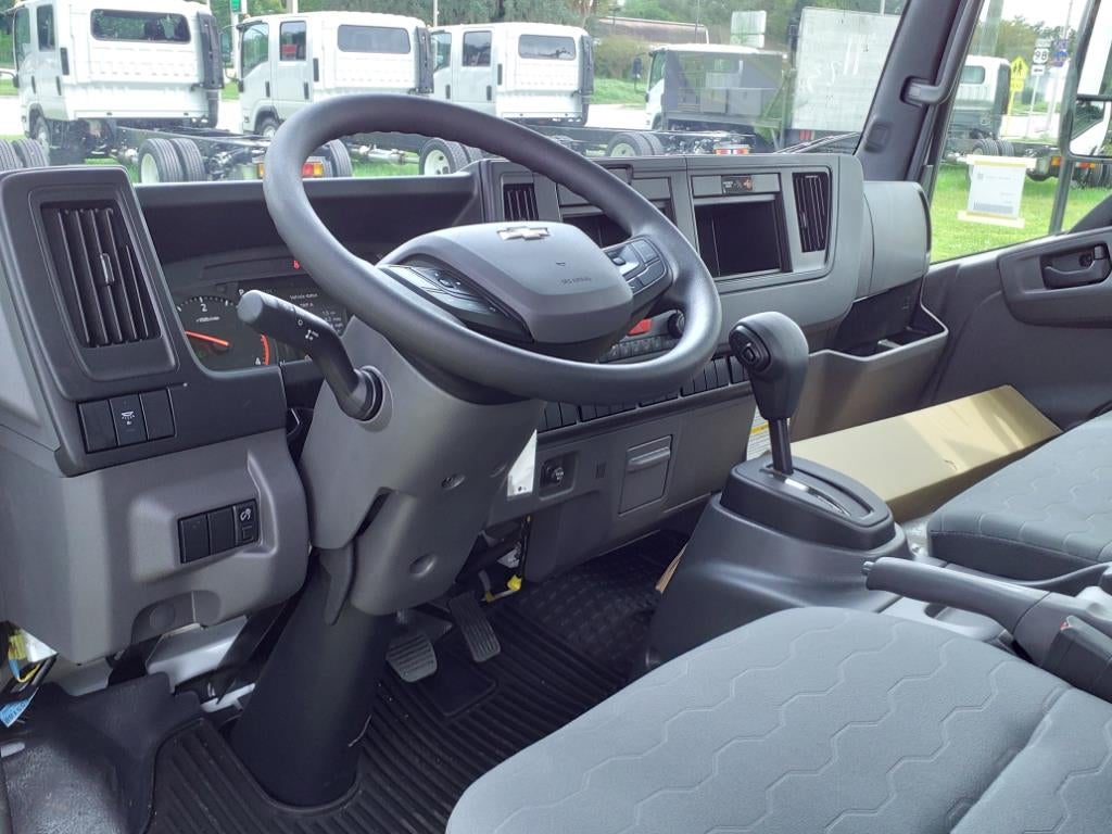 2025 Chevrolet Low Cab Forward 4500 HD Base
