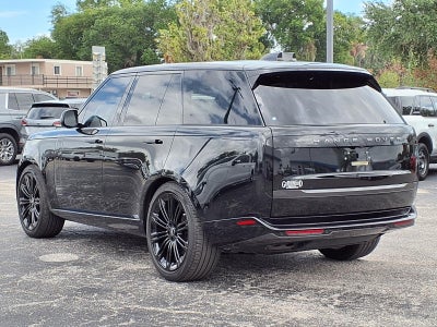 2023 Land Rover Range Rover SE