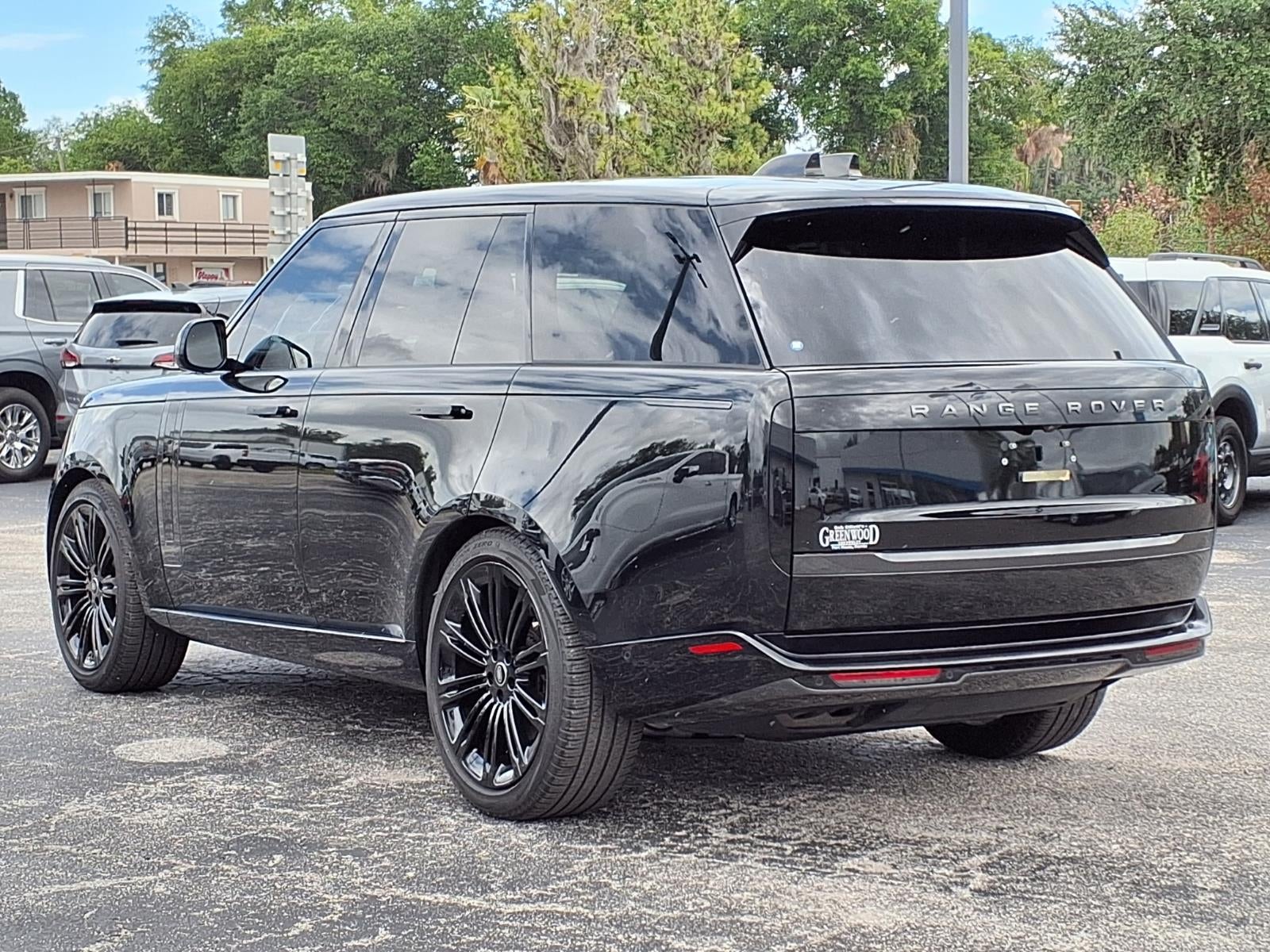 2023 Land Rover Range Rover SE