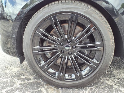 2023 Land Rover Range Rover SE