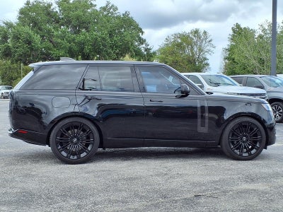 2023 Land Rover Range Rover SE