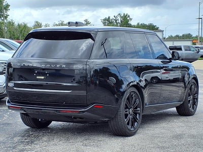 2023 Land Rover Range Rover SE
